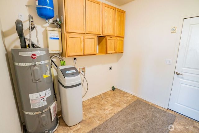 3411 Road F NE, Moses Lake, WA 98837