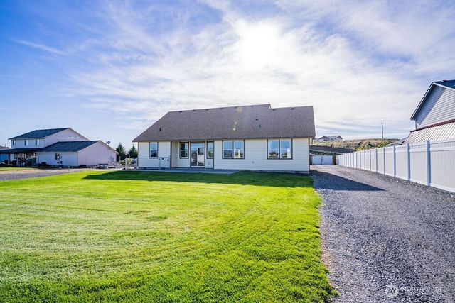 3411 Road F NE, Moses Lake, WA 98837