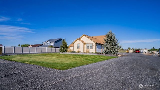 3411 Road F NE, Moses Lake, WA 98837