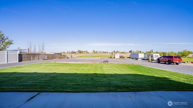 3411 Road F NE, Moses Lake, WA 98837