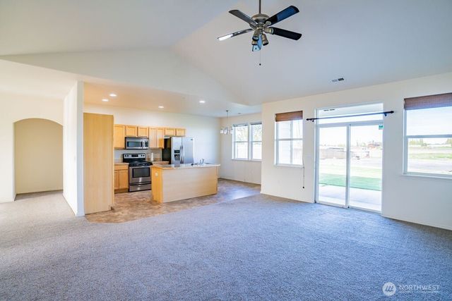 3411 Road F NE, Moses Lake, WA 98837