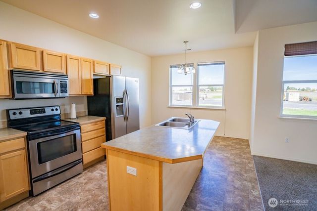 3411 Road F NE, Moses Lake, WA 98837