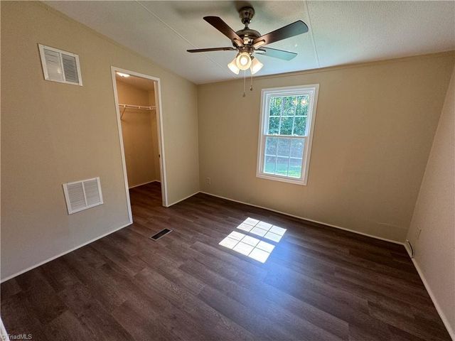 5052 Friendship Circle Road, East Bend, NC 27018