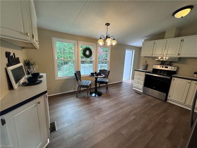5052 Friendship Circle Road, East Bend, NC 27018