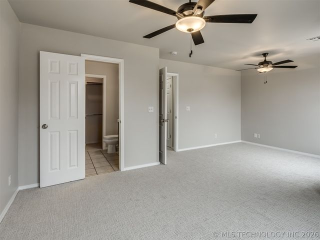 321 W J Street, Jenks, OK 74008