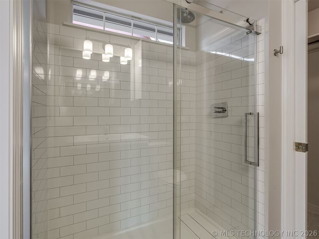 321 W J Street, Jenks, OK 74008