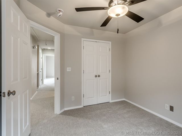 321 W J Street, Jenks, OK 74008