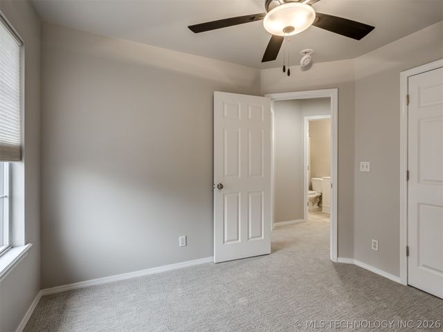 321 W J Street, Jenks, OK 74008