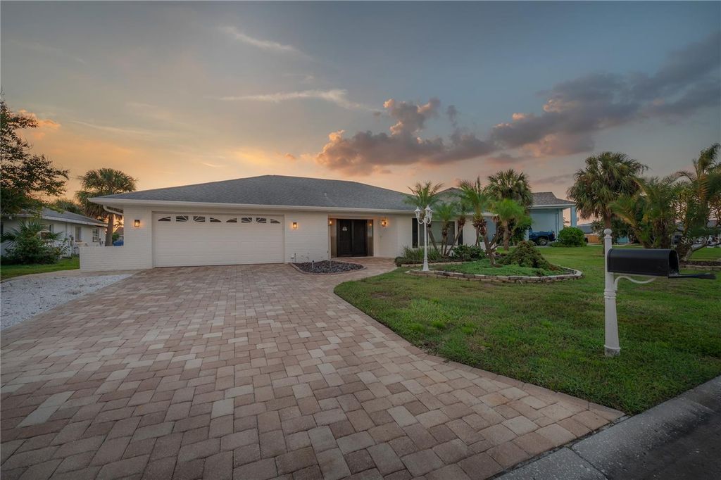 6322 COTTONWOOD LANE, Apollo Beach, FL 33572