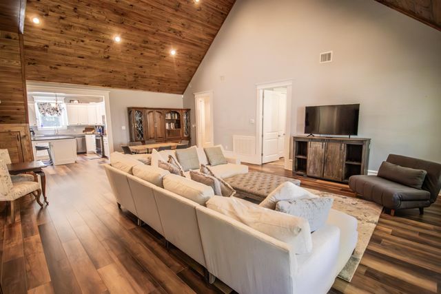 430 Camp Street, Jefferson, TX 75657