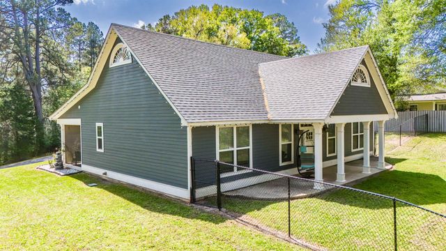 430 Camp Street, Jefferson, TX 75657