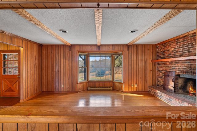 591 Landrum Road, Columbus, NC 28722