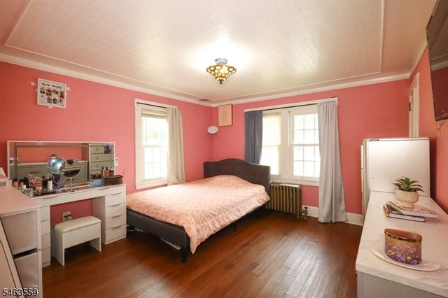 1 Luxemburg Ave, Wharton Boro, NJ 07885