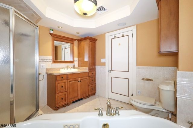 1 Luxemburg Ave, Wharton Boro, NJ 07885