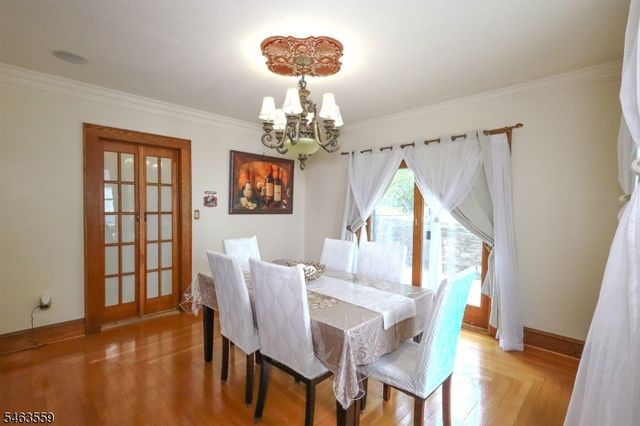 1 Luxemburg Ave, Wharton Boro, NJ 07885