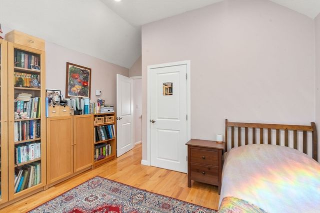 305D Winchester St, Newton, MA 02461
