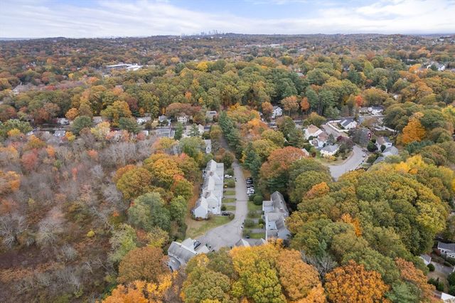 305D Winchester St, Newton, MA 02461