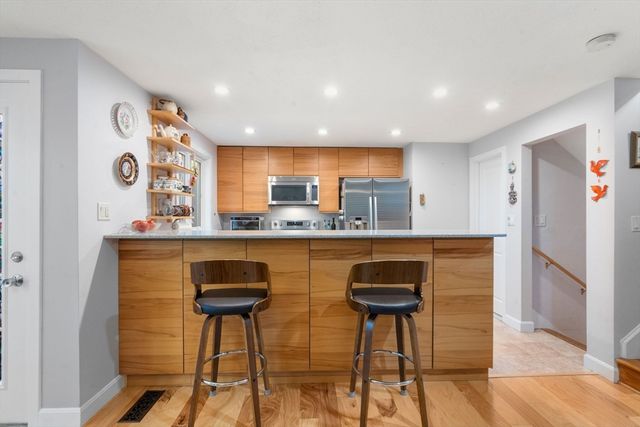 305D Winchester St, Newton, MA 02461