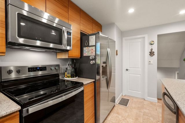 305D Winchester St, Newton, MA 02461