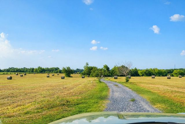 2258 County Road 316, Navasota, TX 77868