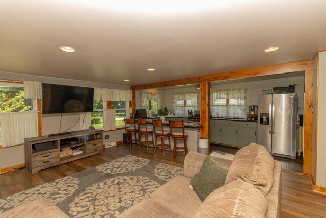 14734 Lee Street, Cedar Lake, IN 46303