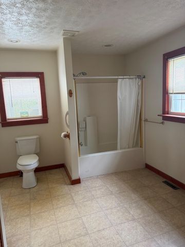 318 First Street, Midway, KY 40347