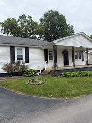 318 First Street, Midway, KY 40347