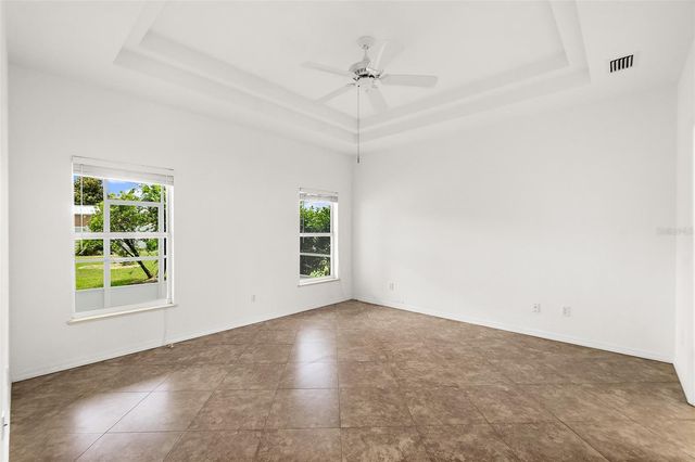 8 EASTGATE LANE, Palm Coast, FL 32164