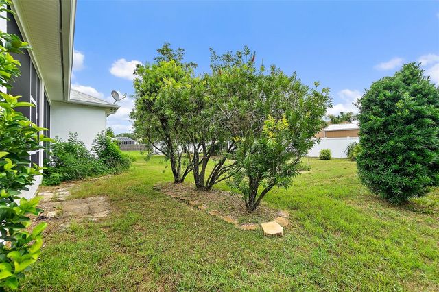 8 EASTGATE LANE, Palm Coast, FL 32164