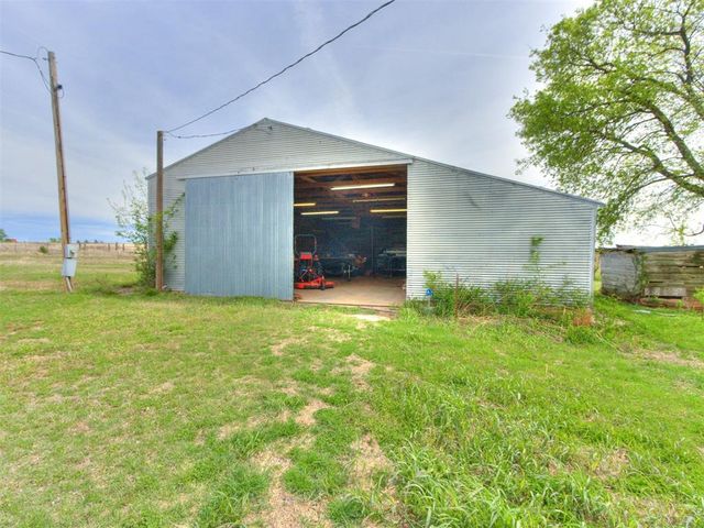 2150 County Road 1320, Blanchard, OK 73010