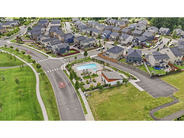 9526 N WOODLAND St, Camas, WA 98607