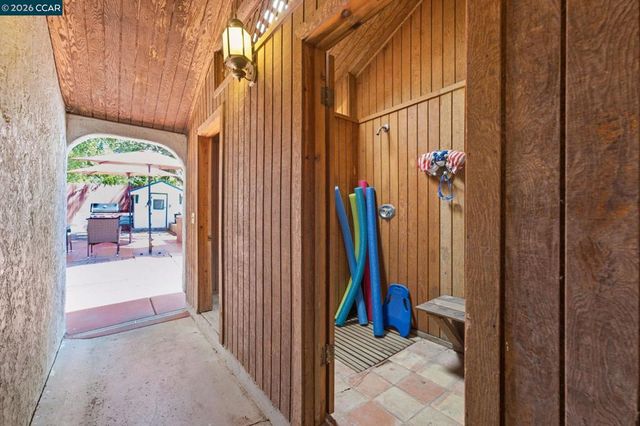 110 Bella Vista Way, Vallejo, CA 94590