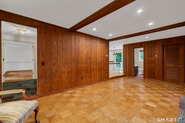 12 Wychwood Road, Old Lyme, CT 06371
