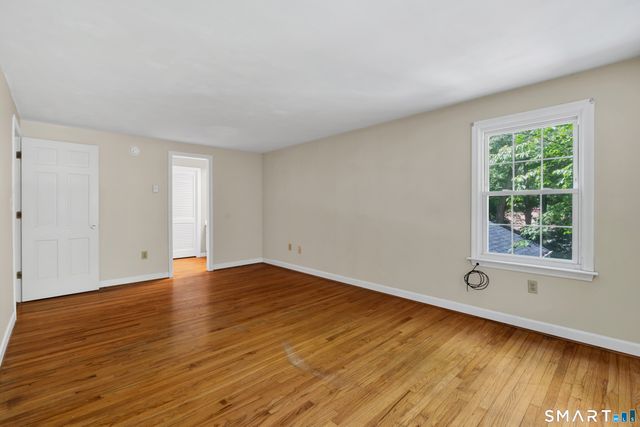 12 Wychwood Road, Old Lyme, CT 06371