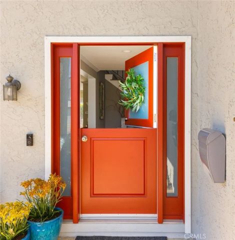 4325 Hazelnut, Seal Beach, CA 90740