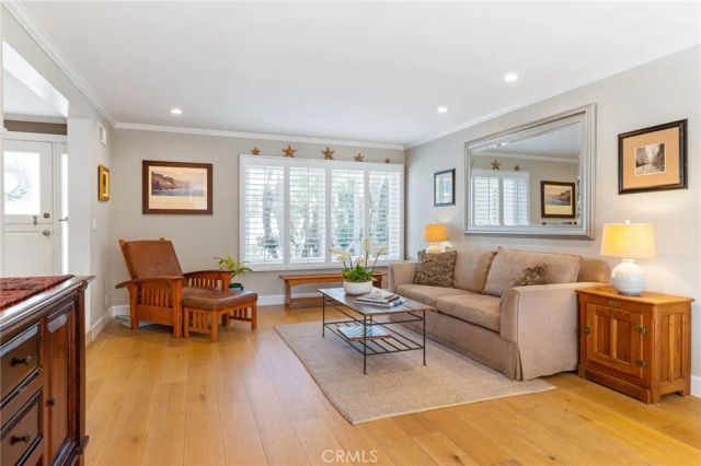 4325 Hazelnut, Seal Beach, CA 90740