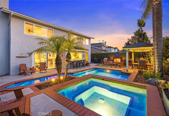 4325 Hazelnut, Seal Beach, CA 90740
