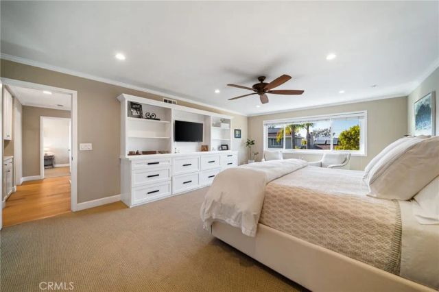 4325 Hazelnut, Seal Beach, CA 90740