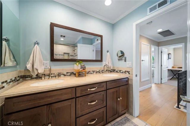 4325 Hazelnut, Seal Beach, CA 90740