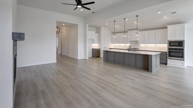 265 Haby Hill, San Antonio, TX 78253