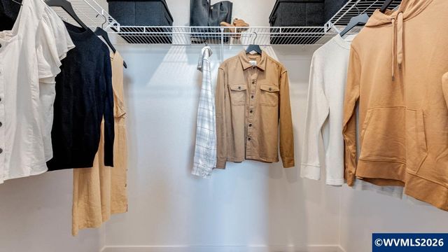 113 Greencrest St NE, Salem, OR 97301