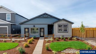 113 Greencrest St NE, Salem, OR 97301