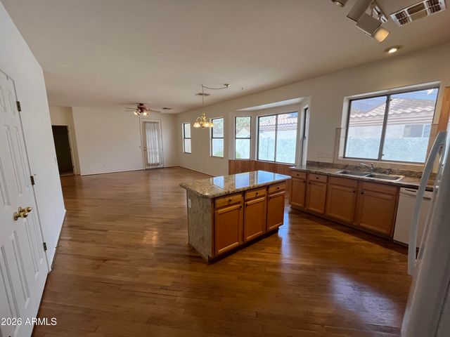 13558 W YOUNG Street, Surprise, AZ 85374