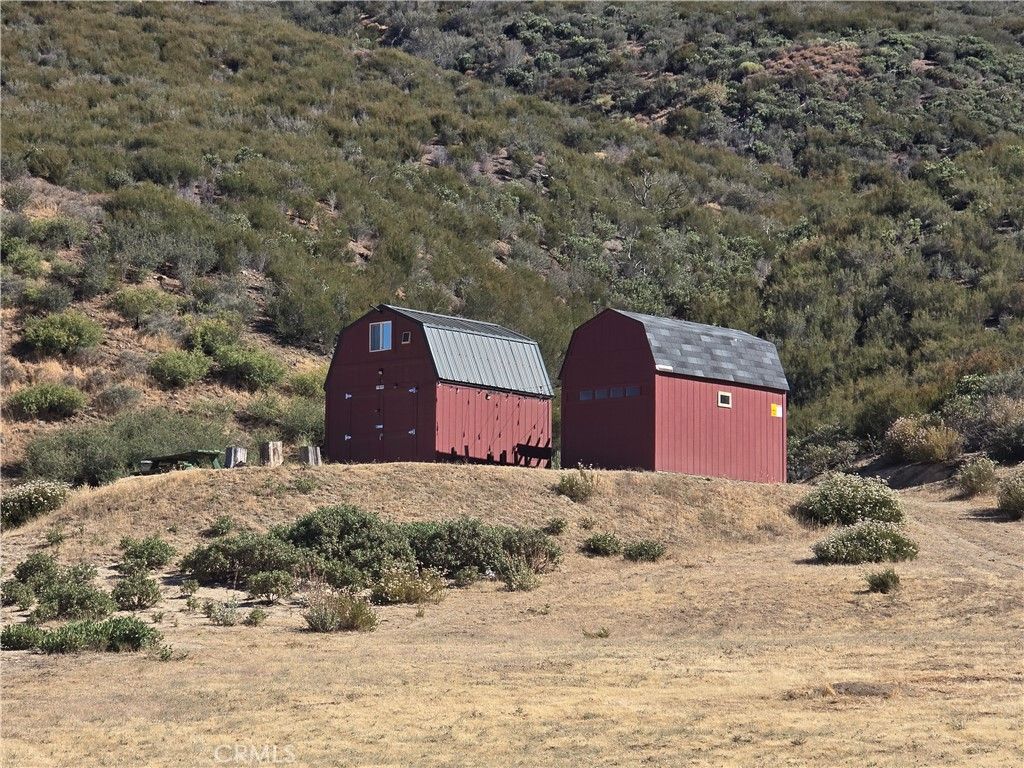 Image 2 of property listing at 1 Elizabeth Lake Rd Vic 58th W, Palmdale, CA 93551