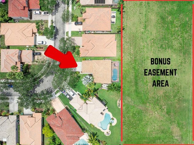 466 E Royal Cove Cir, Davie, FL 33325