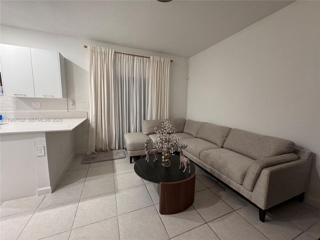 12563 NW 24th Ave, Miami, FL 33167