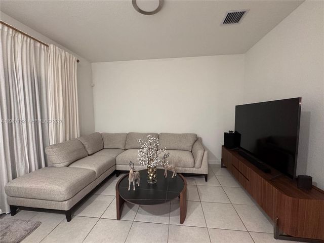 12563 NW 24th Ave, Miami, FL 33167