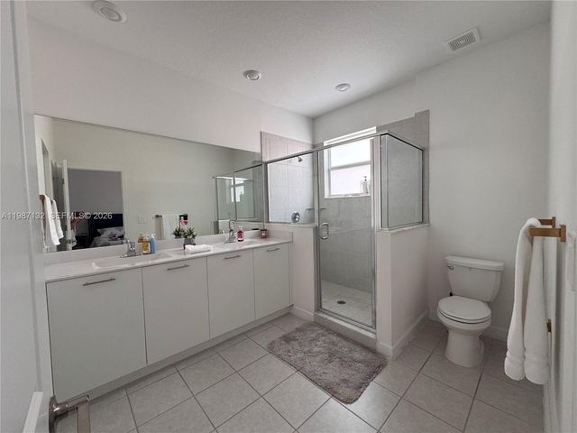 12563 NW 24th Ave, Miami, FL 33167