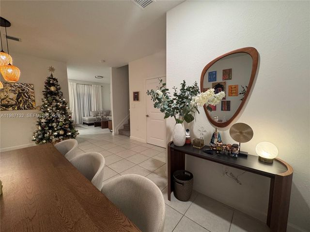 12563 NW 24th Ave, Miami, FL 33167