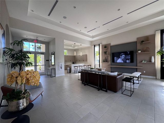 12563 NW 24th Ave, Miami, FL 33167